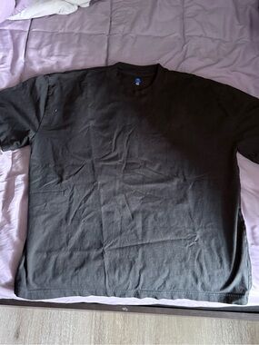 Black Yeezy Men’s T-Shirt